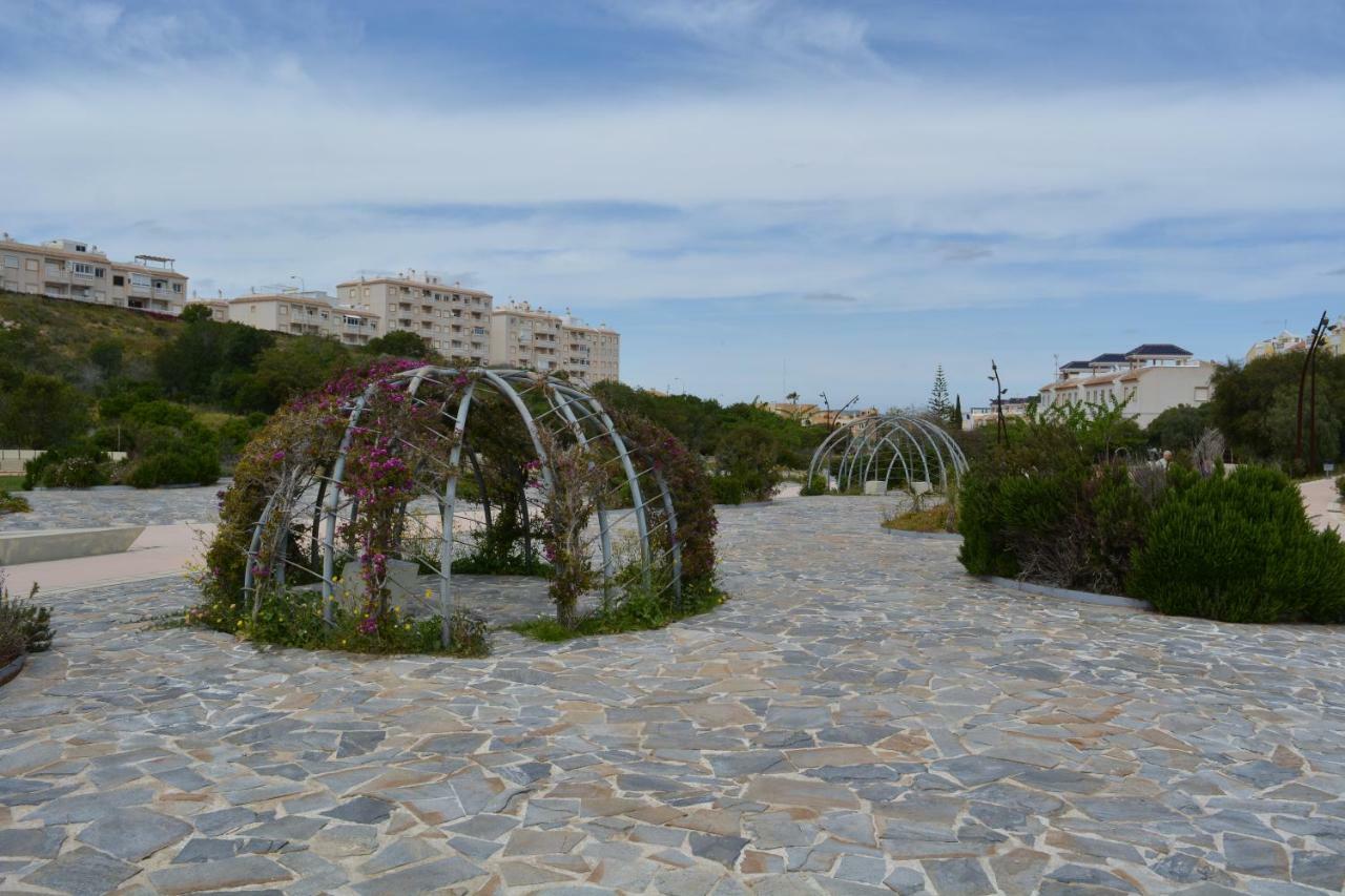 Jardin Del Mar Apartment Torrevieja Bagian luar foto