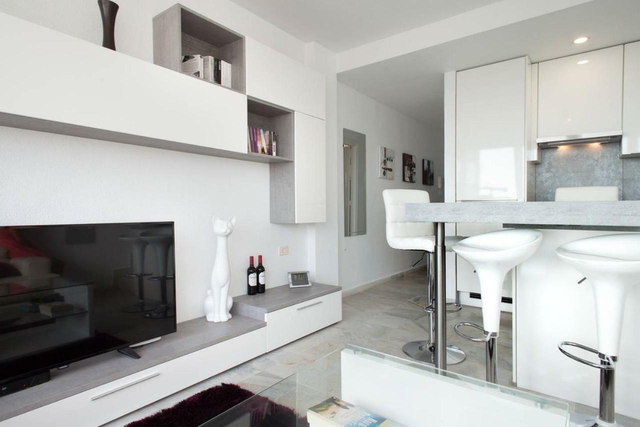 Jardin Del Mar Apartment Torrevieja Bagian luar foto